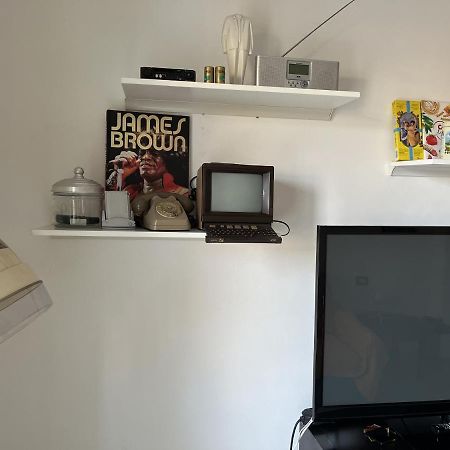 Grand F2 60Mq Centre Antibes, Proche Plages, Commerces, 2 Balcons, Parking, Train, Bus, Deco Vintage, Pet Friendly Exterior foto