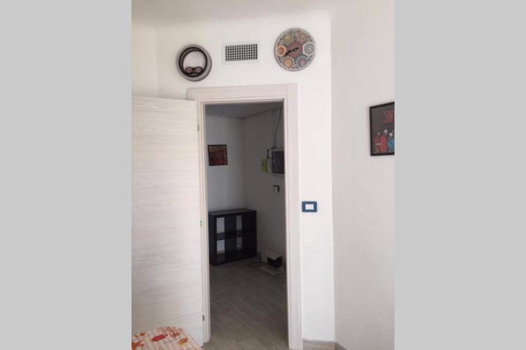 Grand F2 60Mq Centre Antibes, Proche Plages, Commerces, 2 Balcons, Parking, Train, Bus, Deco Vintage, Pet Friendly Exterior foto