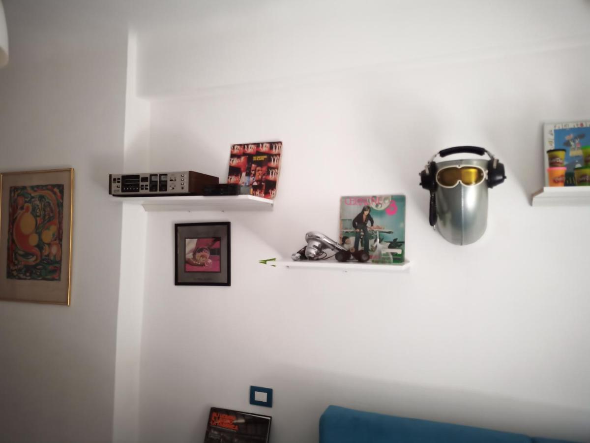 Grand F2 60Mq Centre Antibes, Proche Plages, Commerces, 2 Balcons, Parking, Train, Bus, Deco Vintage, Pet Friendly Exterior foto